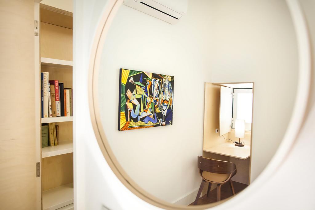 Historical City Center Apartment Lisbona Esterno foto