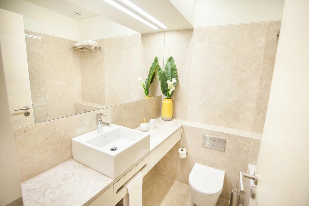 Historical City Center Apartment Lisbona Esterno foto