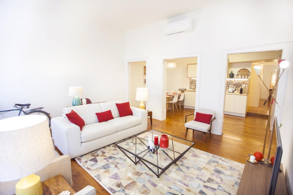 Historical City Center Apartment Lisbona Esterno foto