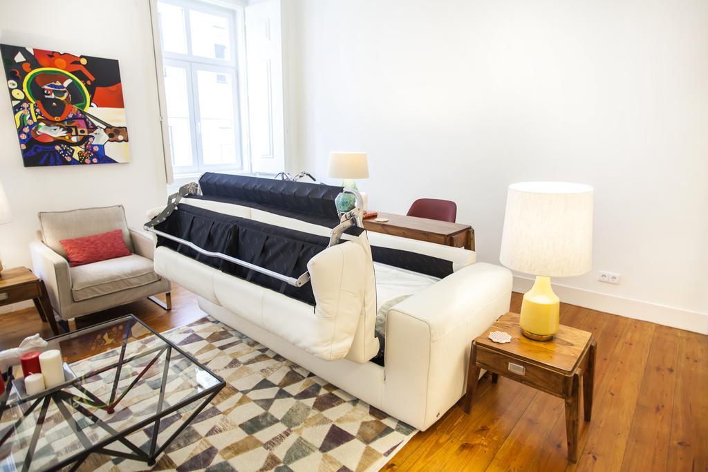 Historical City Center Apartment Lisbona Esterno foto