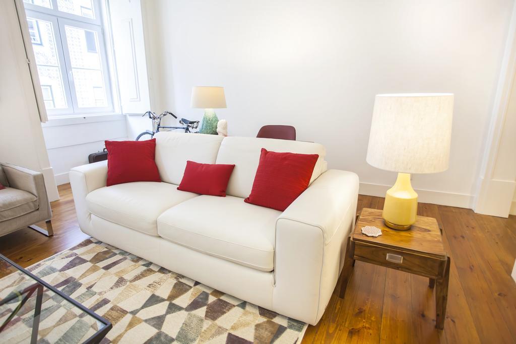 Historical City Center Apartment Lisbona Esterno foto